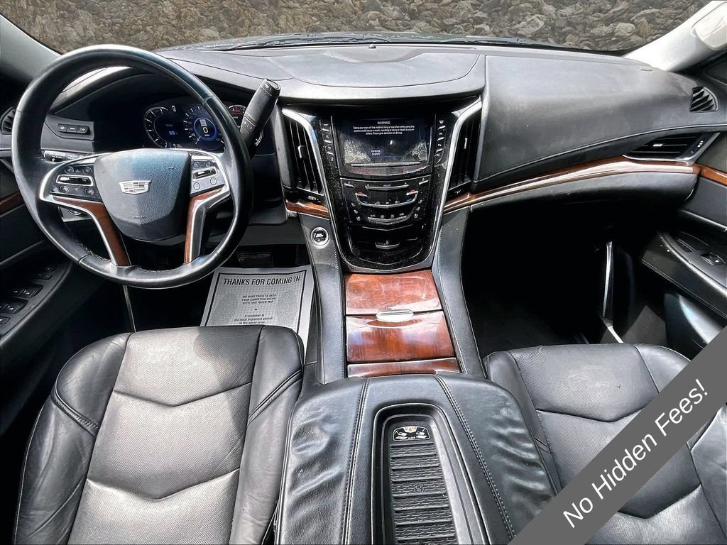 Used 2018 Cadillac Escalade Luxury AWD/4WD image 13