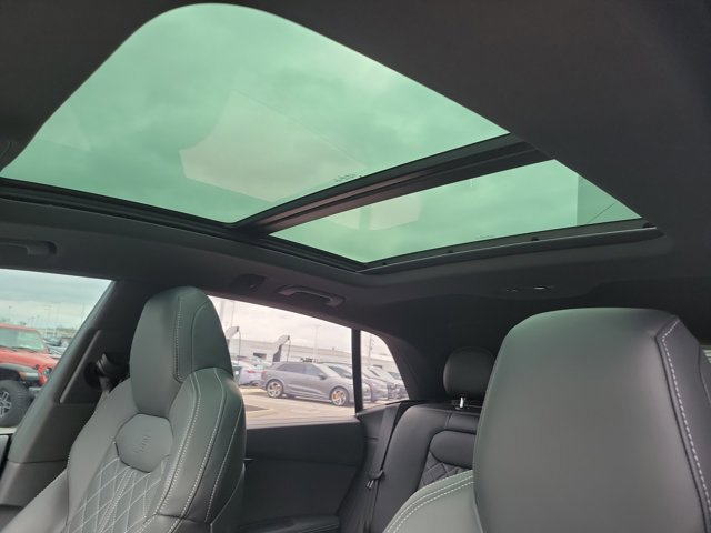 Used 2022 Audi SQ8 Prestige image 28