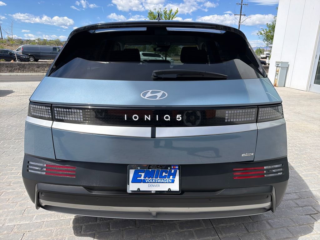 Used 2025 Hyundai Ioniq 5 SE image 4