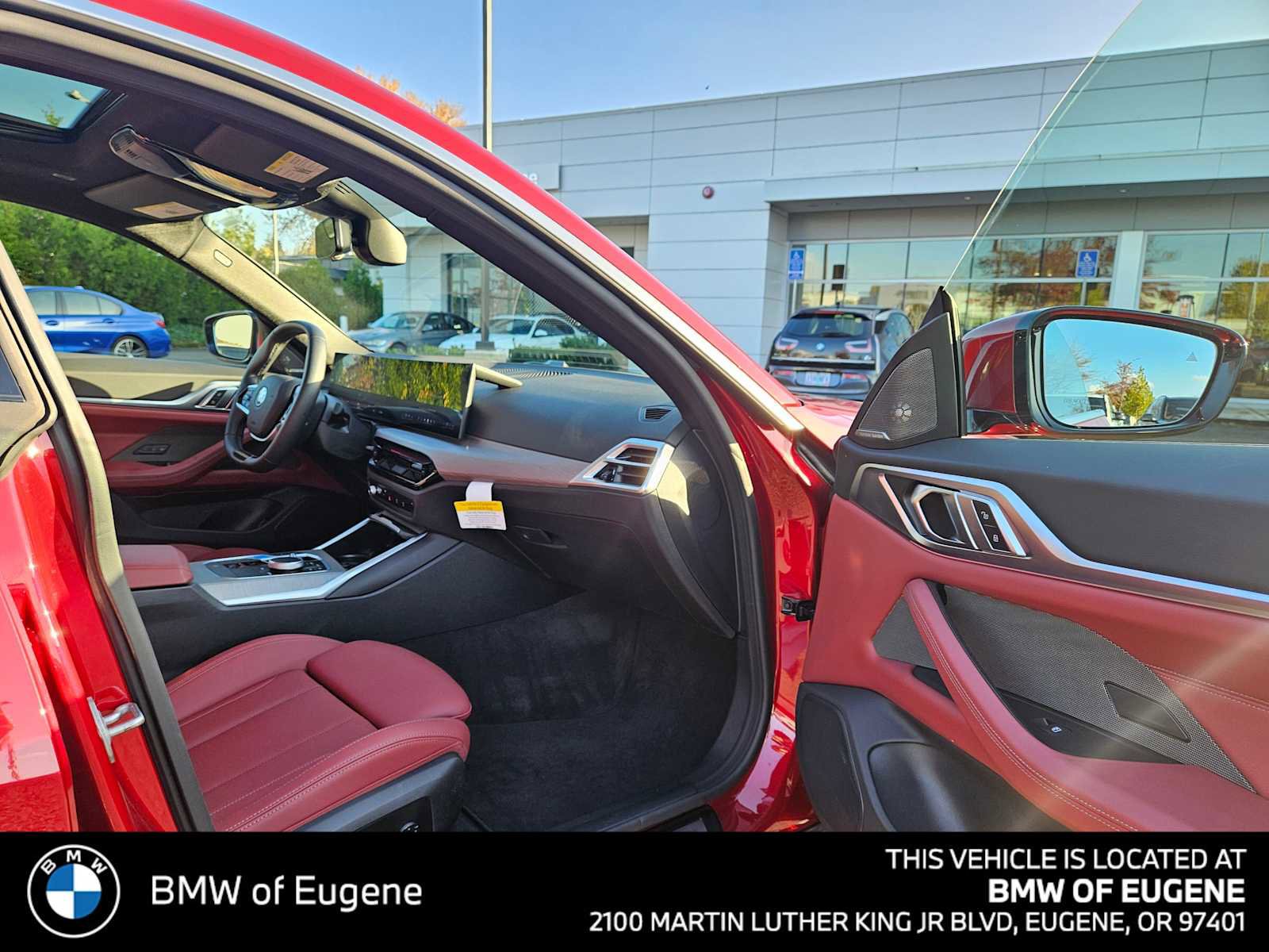 Used 2025 BMW i4 xDrive40i w/ Premium Package image 9