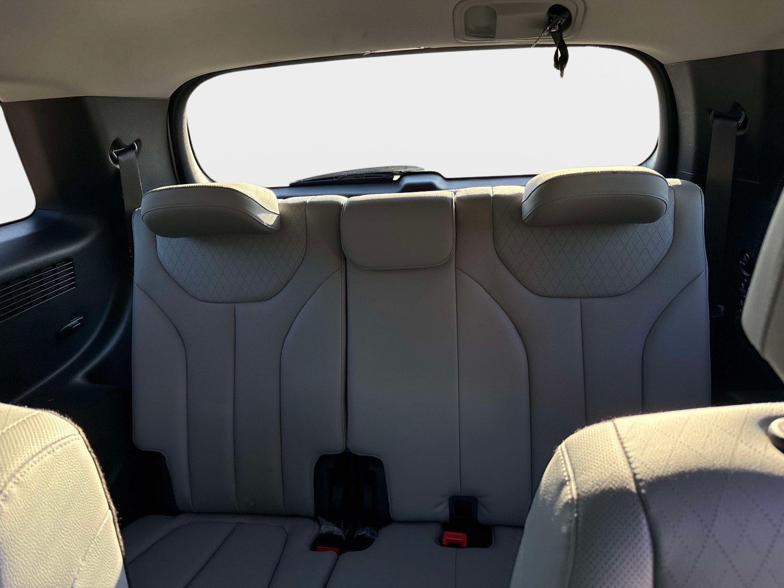 Used 2022 Hyundai Palisade SEL w/ Premium Package FWD image 13
