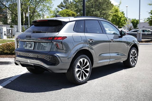 New 2026 Audi Q3 quattro 2.0T AWD/4WD image 7