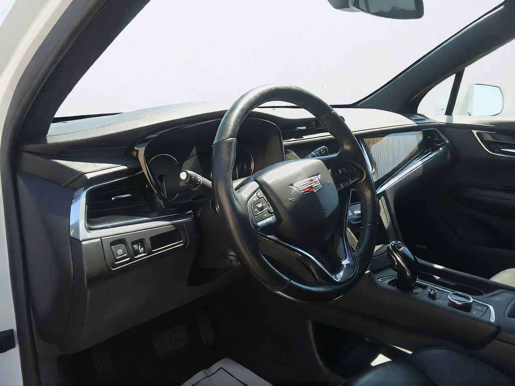 Used 2020 Cadillac XT6 Premium Luxury FWD image 21