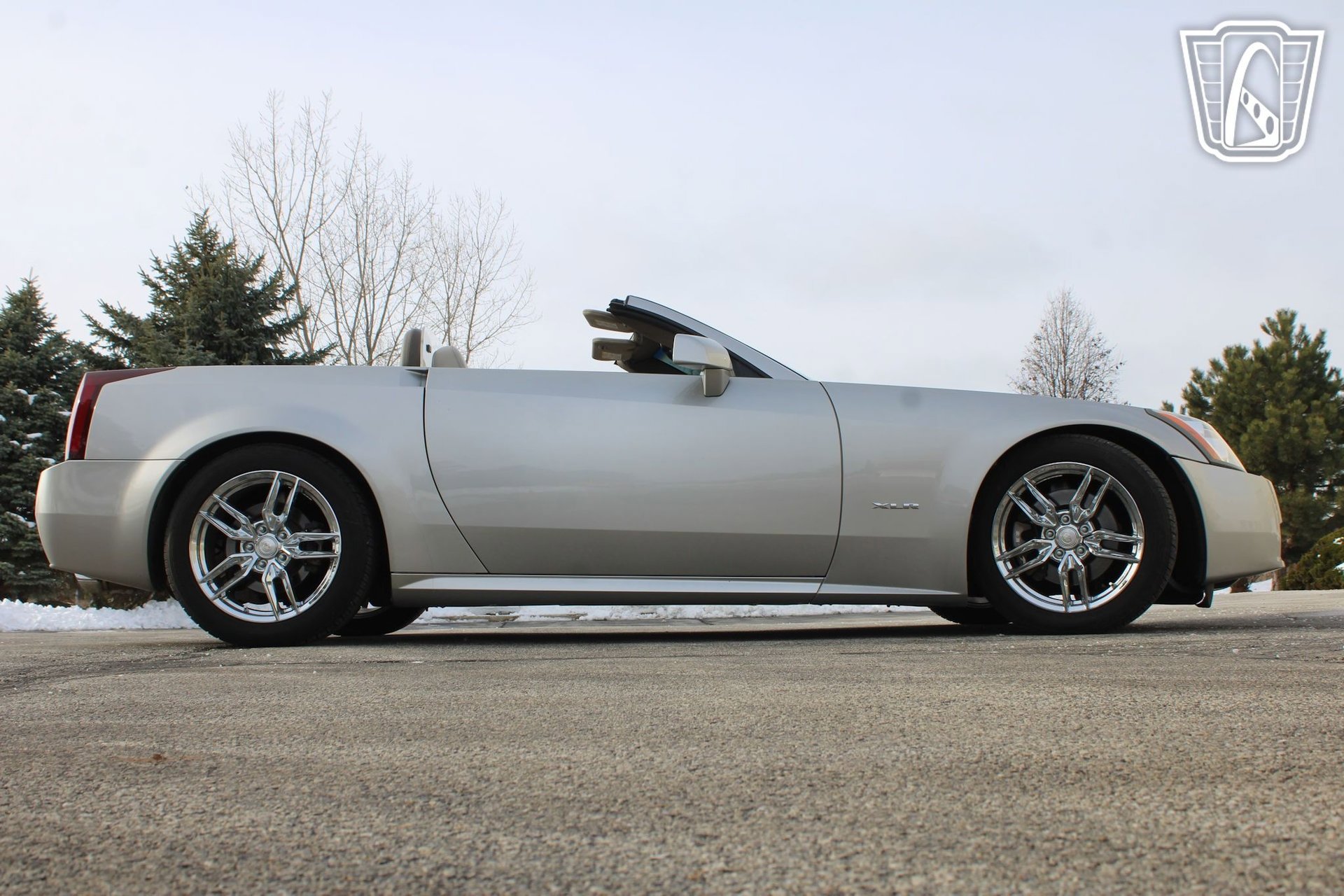 Used 2005 Cadillac XLR image 18