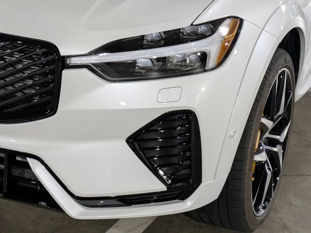 New 2026 Volvo XC60 T8 Polestar w/ Protection Package Premier AWD/4WD image 9