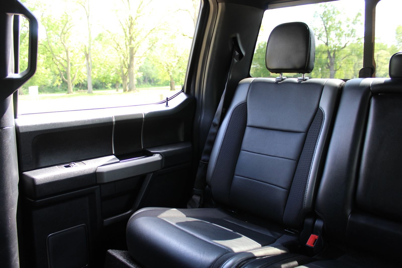 Used 2020 Ford F150 Raptor w/ Equipment Group 802A Luxury AWD/4WD image 12