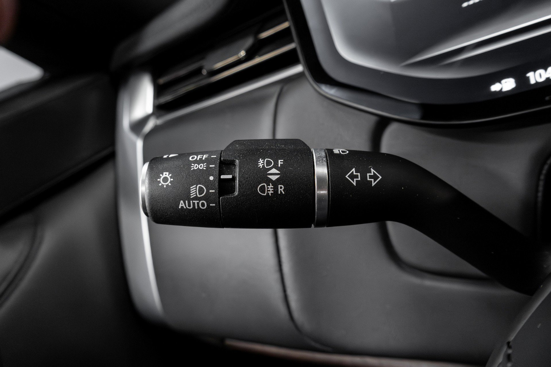 Used 2023 Land Rover Range Rover Long Wheelbase SE image 55