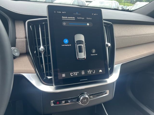 New 2026 Volvo XC90 B6 Plus w/ Protection Package Premier AWD/4WD image 15
