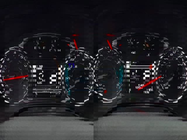 Used 2019 GMC Acadia SLT w/ LPO, Floor Liner Package image 27