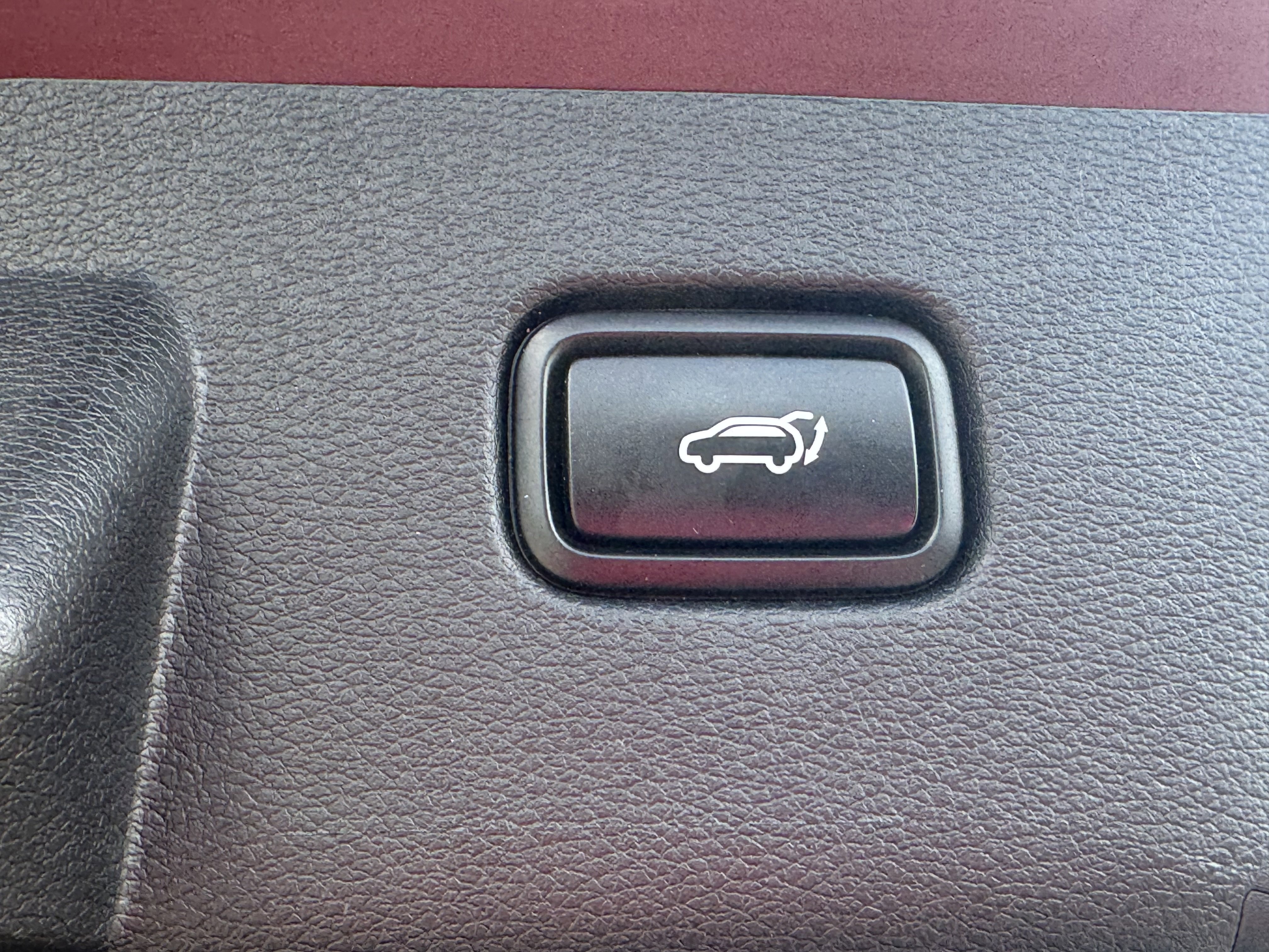 Used 2024 Kia Sportage SX image 6