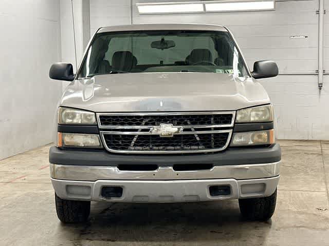 Used 2007 Chevrolet Silverado 1500 4x4 Extended Cab image 19