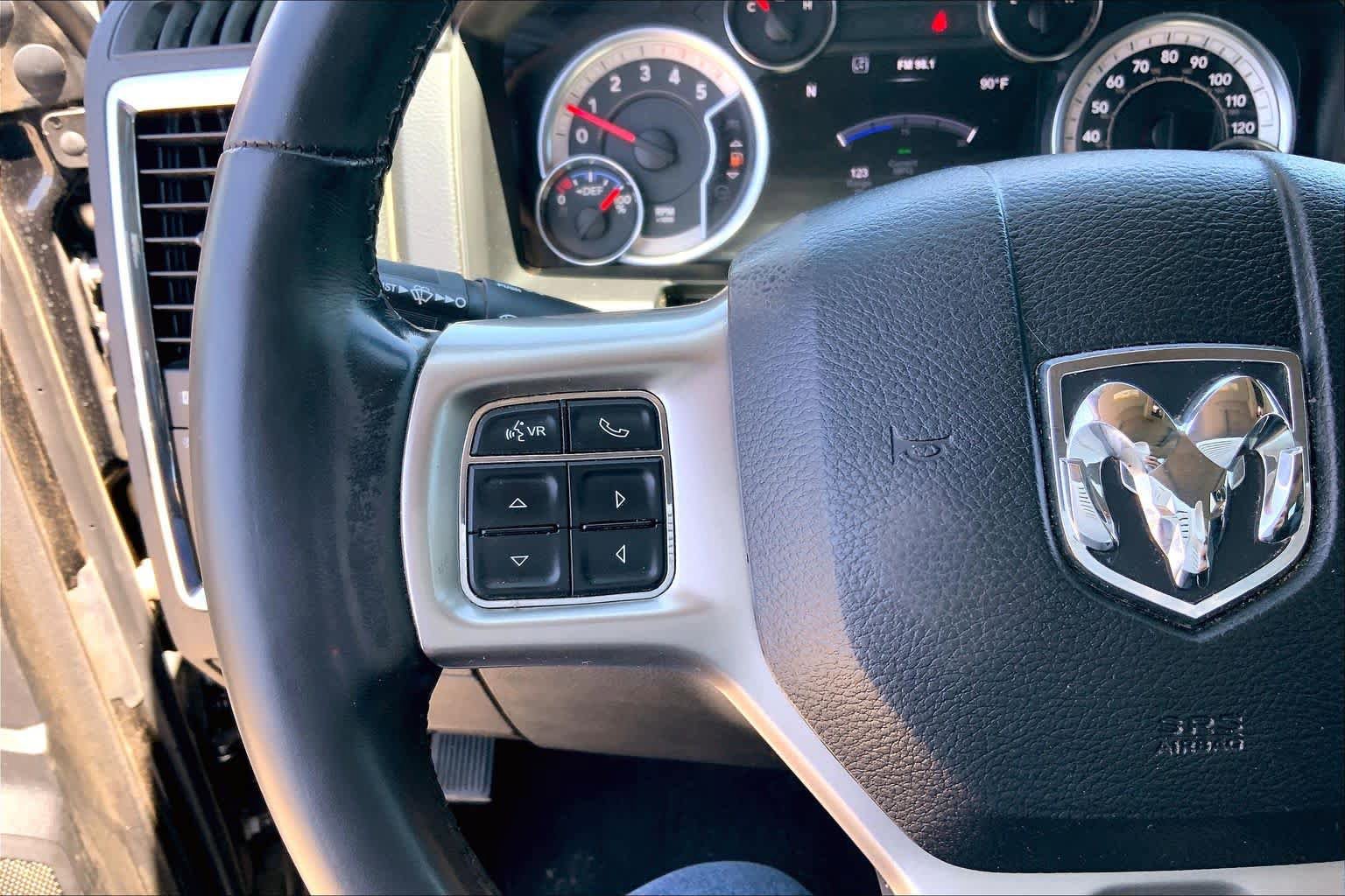 Used 2017 RAM 3500 Laramie AWD/4WD image 23