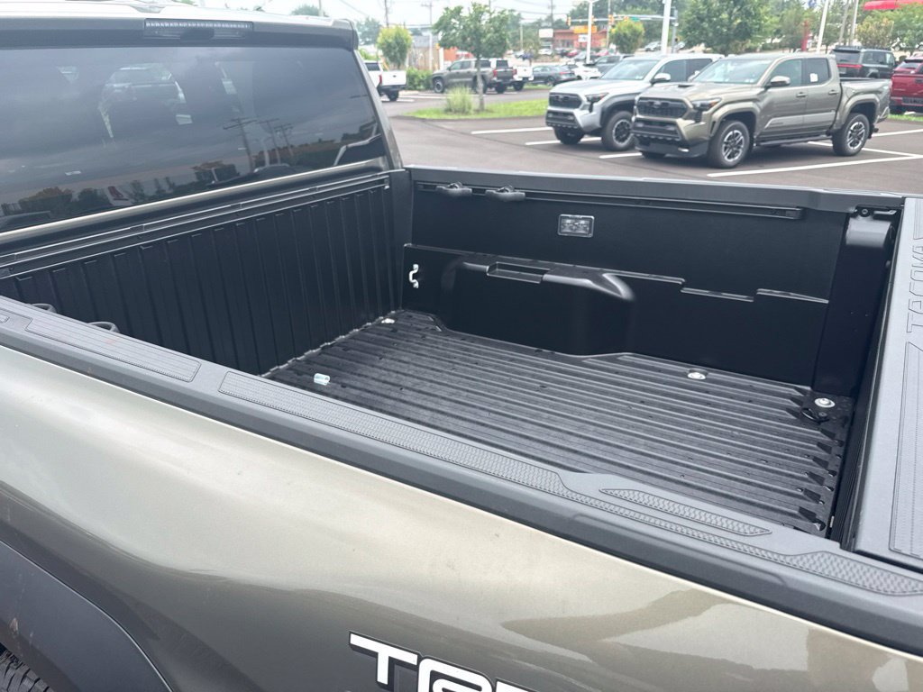 New 2026 Toyota Tacoma TRD Off-Road AWD/4WD image 19