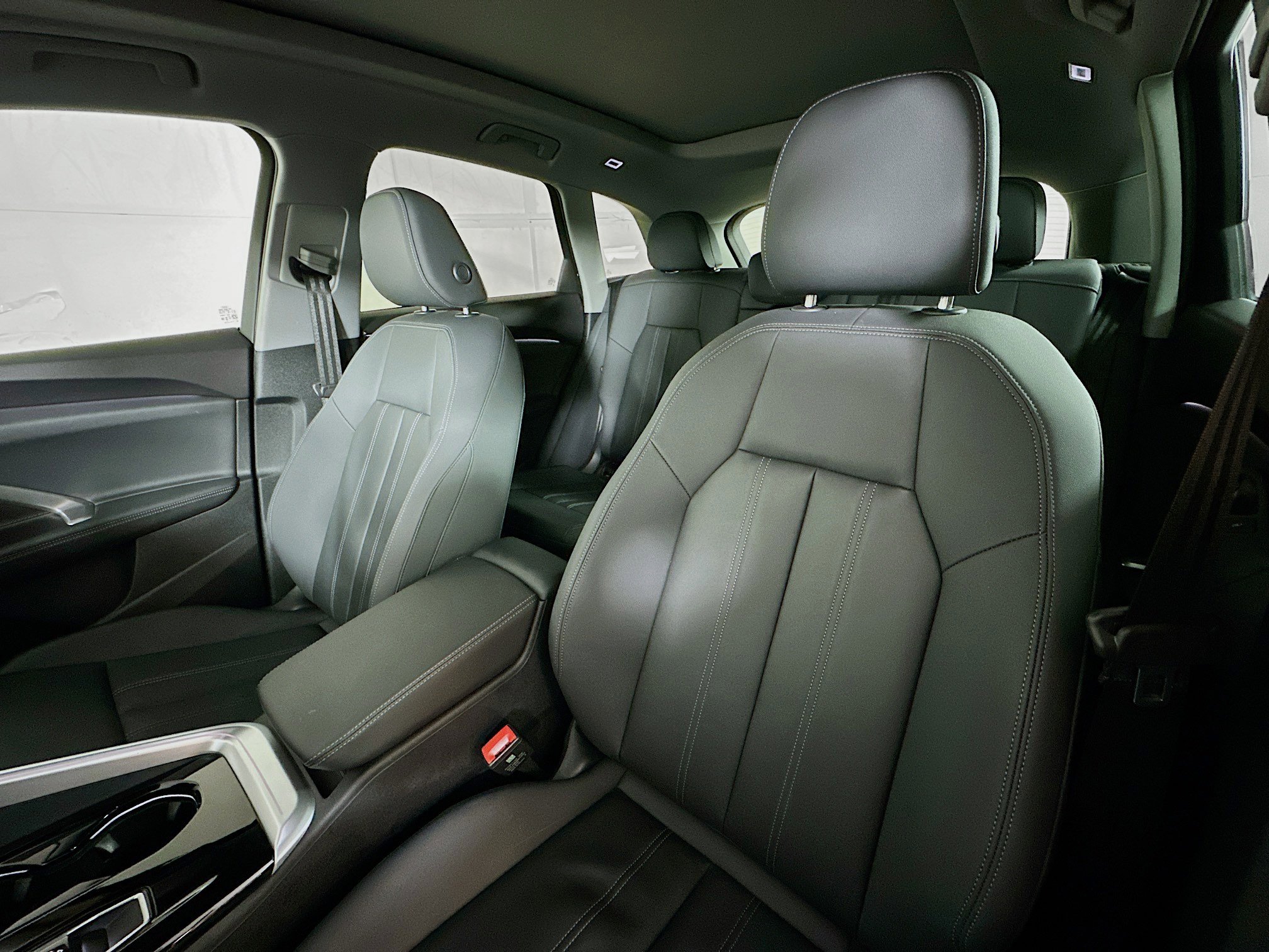 Used 2025 Audi Q5 Premium Plus w/ Premium Plus image 20