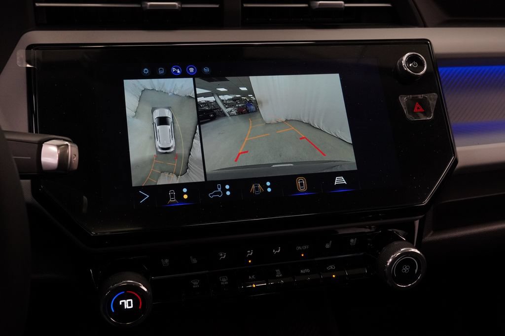 New 2027 Chevrolet Bolt RS w/ Technology Package FWD image 17