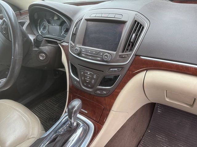 Used 2016 Buick Regal FWD image 13