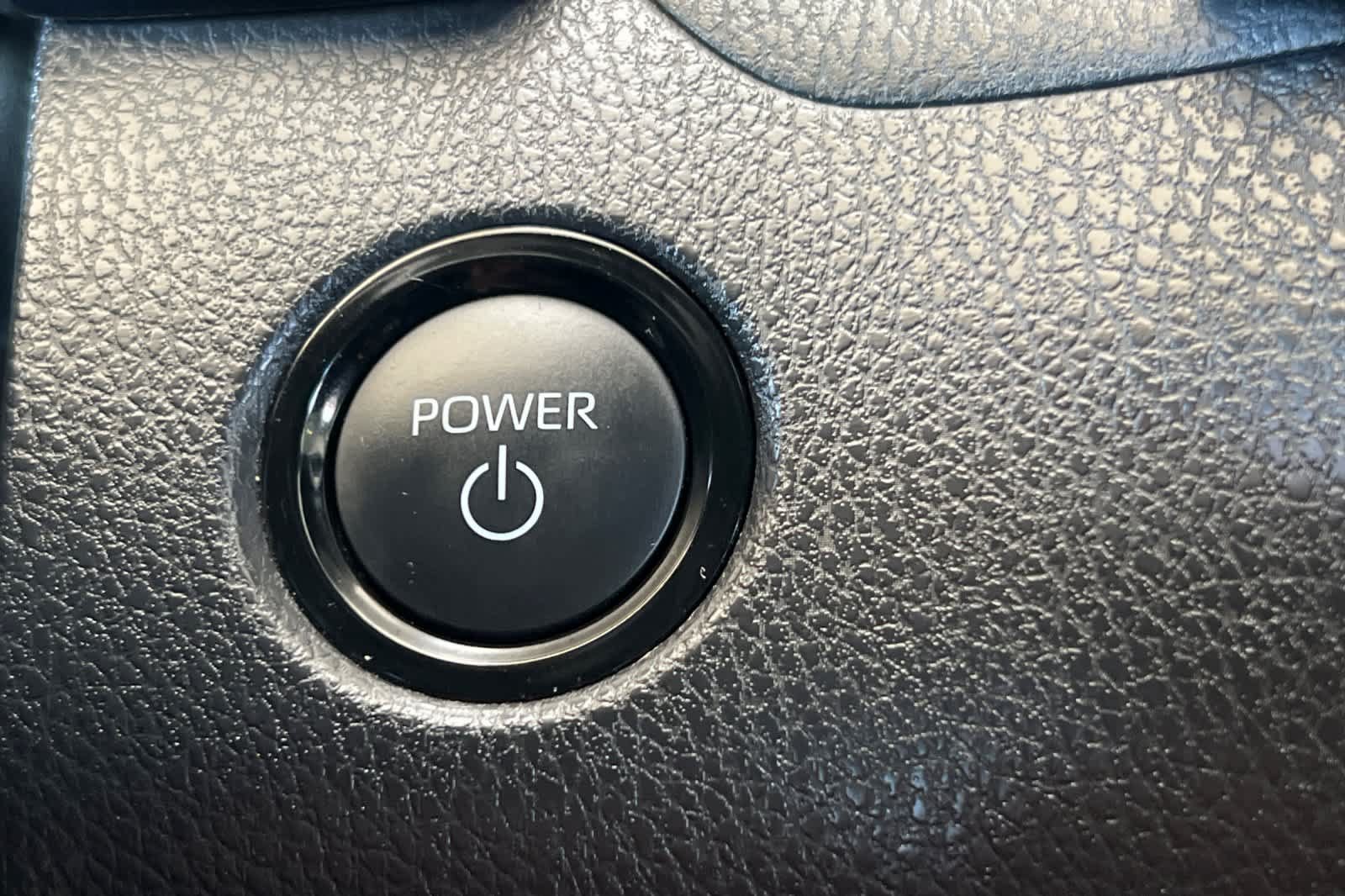 Used 2025 Toyota Camry SE FWD image 22