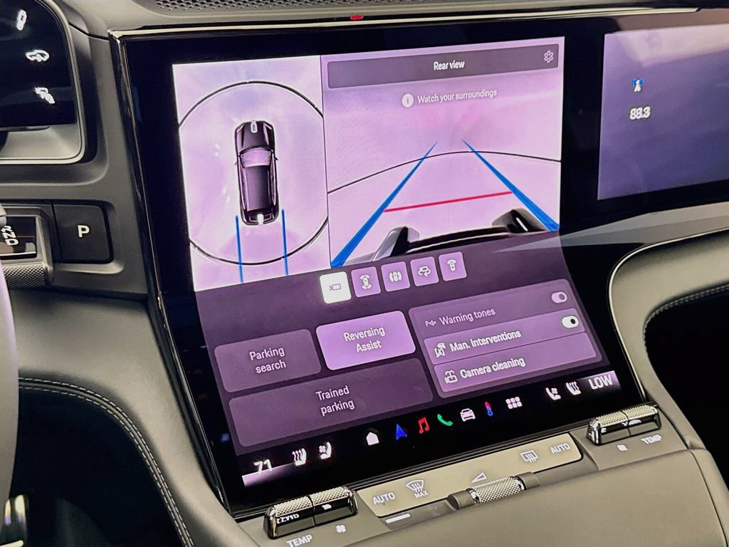 New 2026 Porsche Cayenne Turbo AWD/4WD image 20