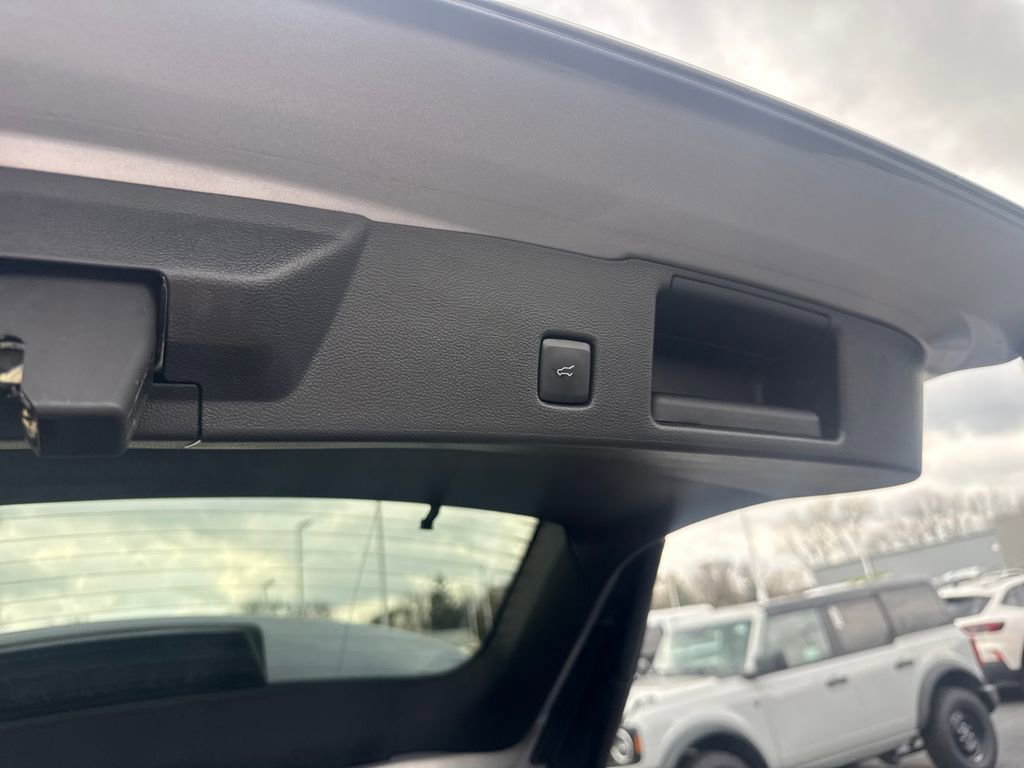 Used 2023 Ford Escape Active w/ Tech Pack #2 image 12