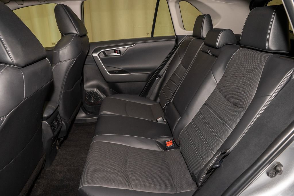 Used 2023 Toyota RAV4 Limited image 9