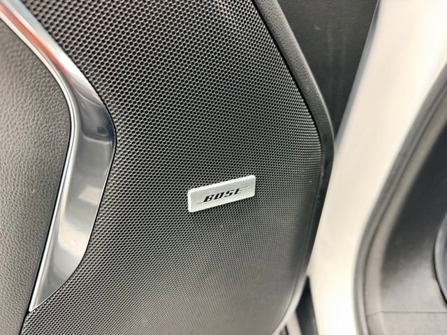 Used 2022 Chevrolet Suburban LT w/ LT Signature Package image 26