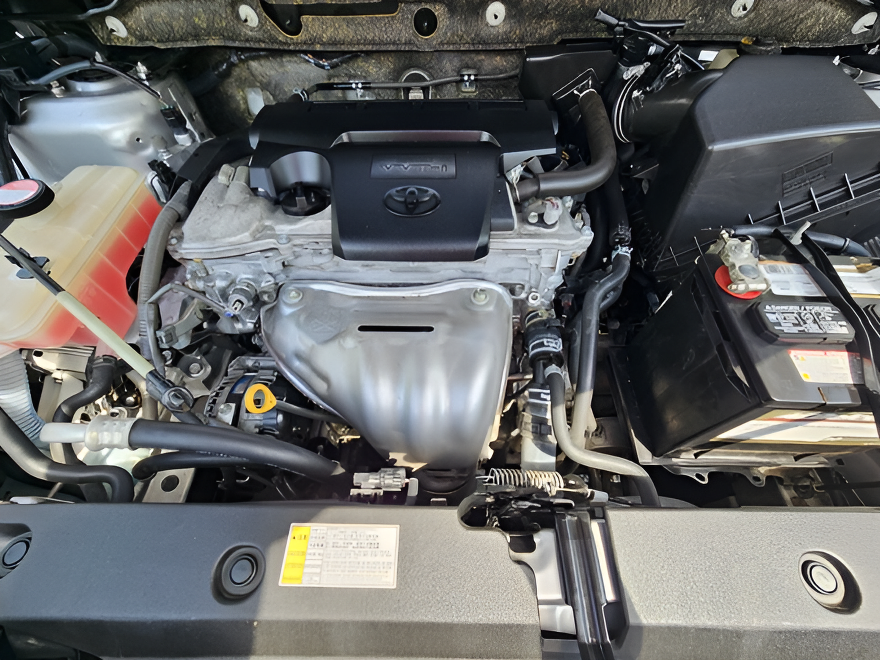 Used 2015 Toyota RAV4 LE FWD image 23