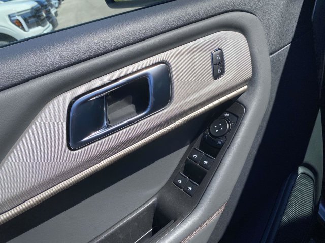 New 2027 Ford Explorer Active w/ Active Comfort Package RWD image 12