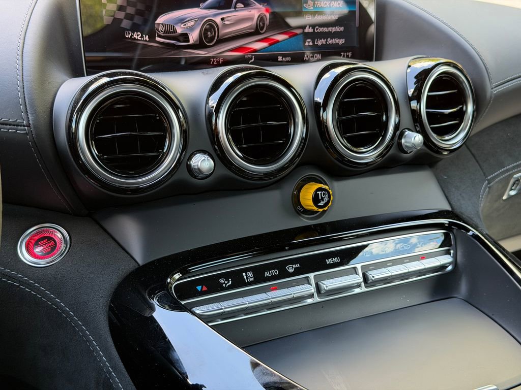Used 2020 Mercedes-Benz AMG GT R image 27