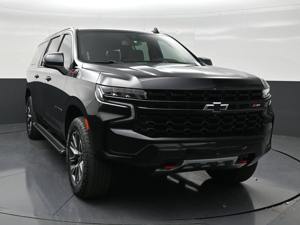 Used 2023 Chevrolet Suburban Z71 w/ Luxury Package AWD/4WD image 7