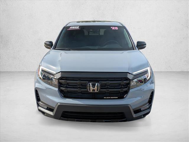 Used 2025 Honda Ridgeline Black Edition image 2