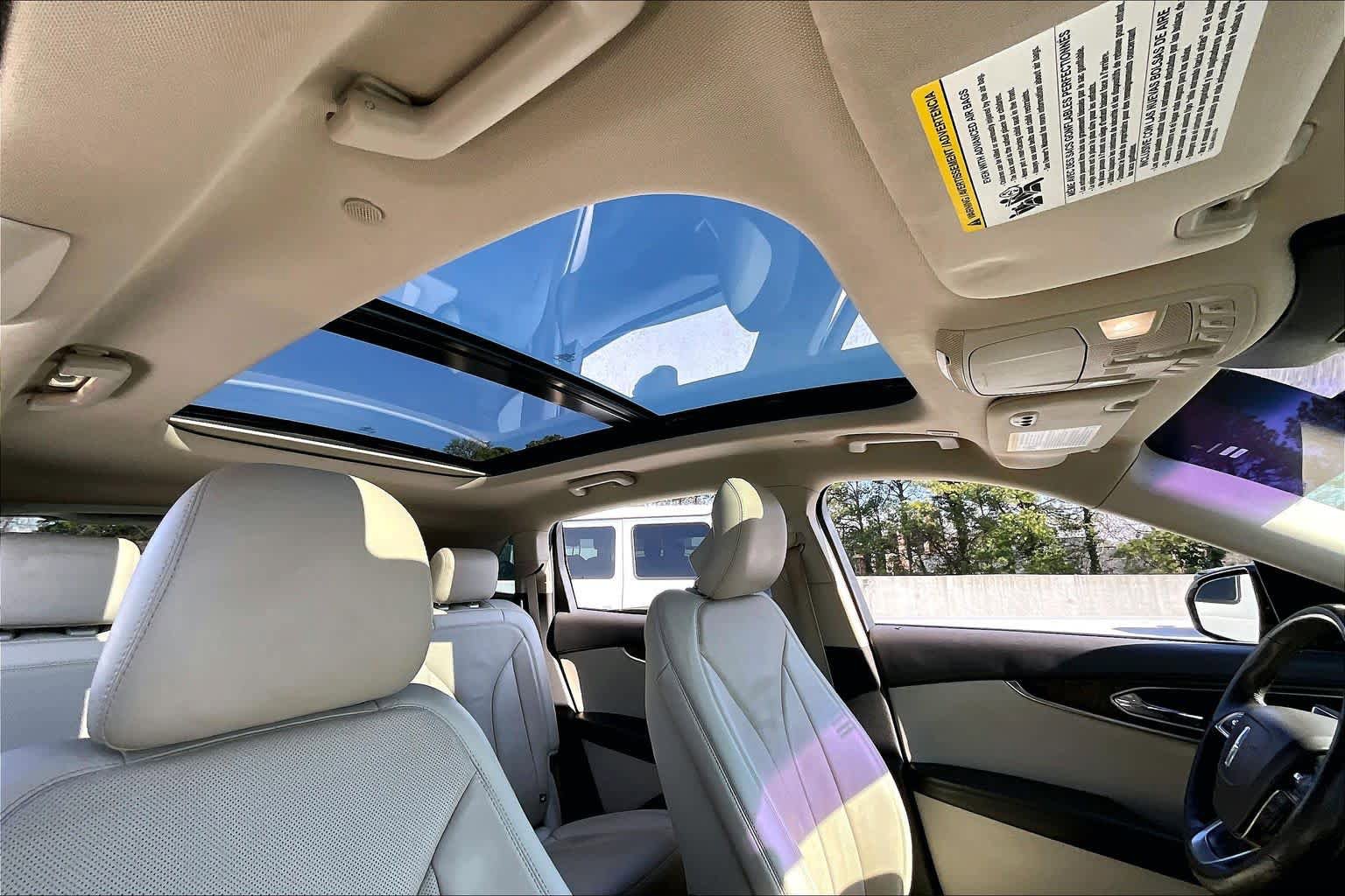 Used 2019 Lincoln Nautilus Reserve w/ Driver Assistance Package AWD/4WD image 13