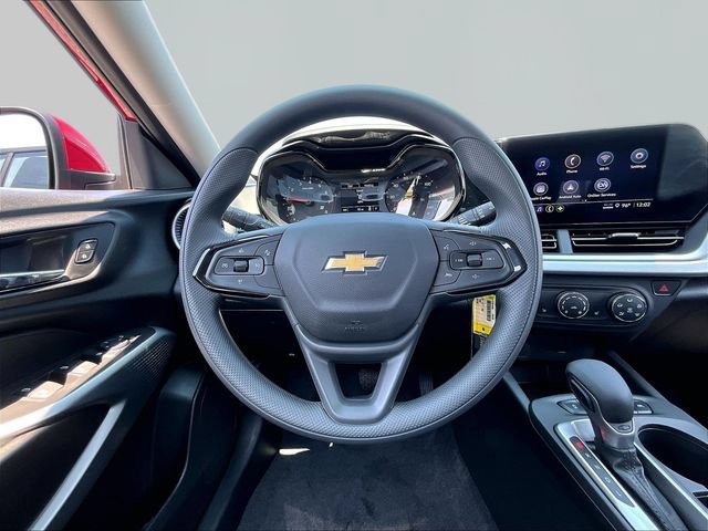New 2026 Chevrolet Trax LS w/ LS Convenience Package FWD image 16