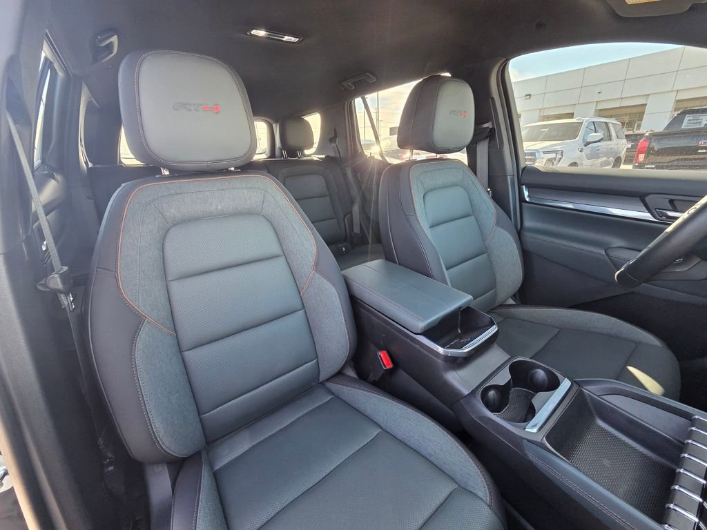 New 2026 GMC Terrain AT4 w/ Convenience Package III AWD/4WD image 30