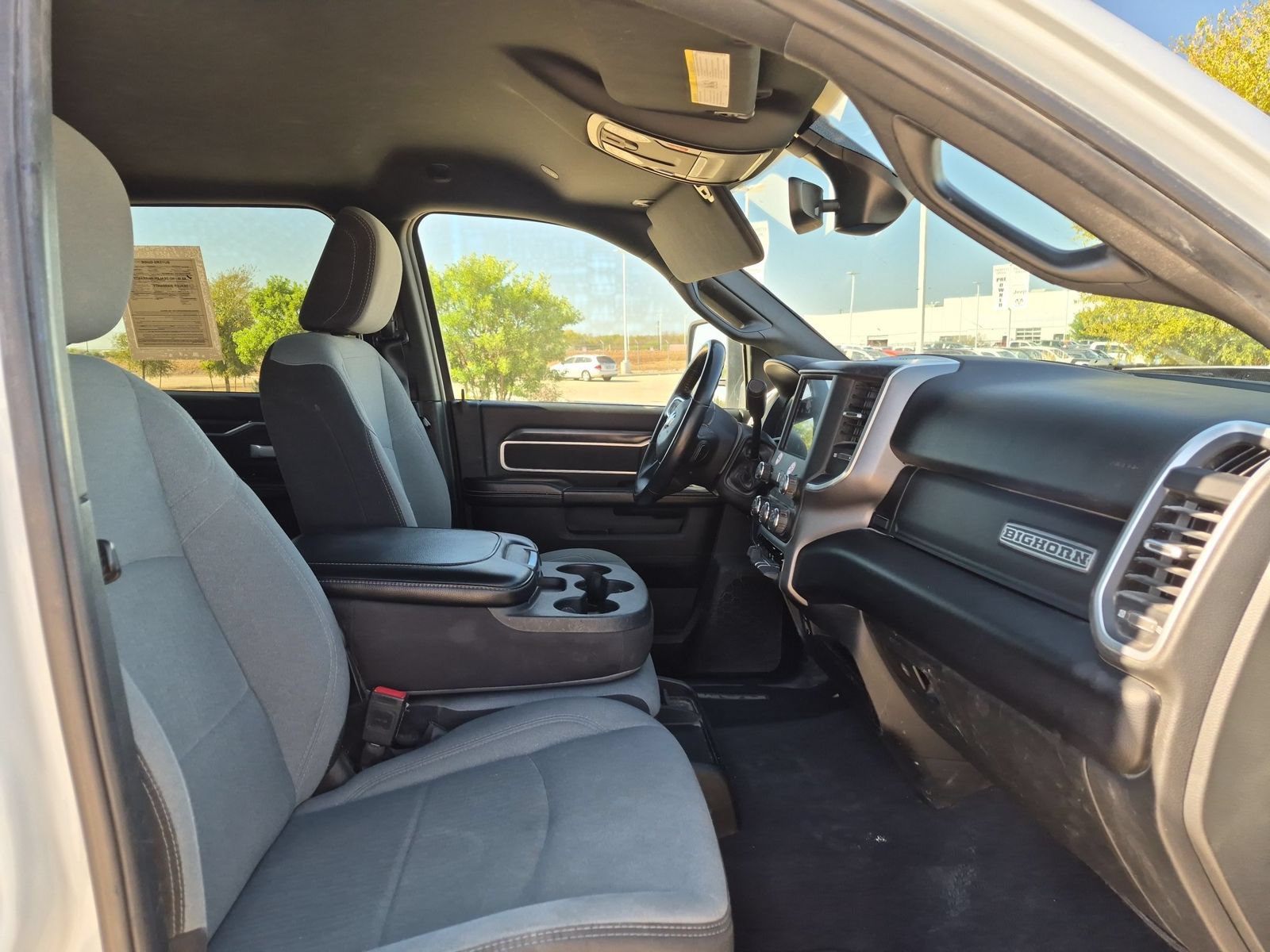 Used 2024 RAM 2500 Big Horn AWD/4WD image 25