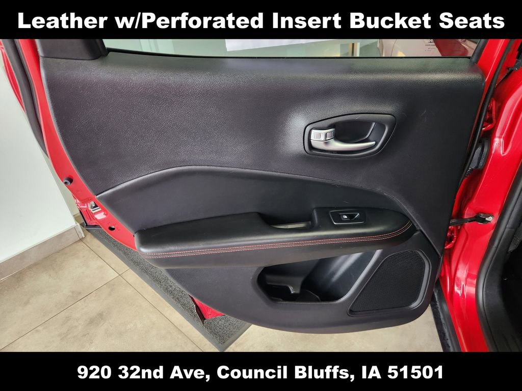 Used 2018 Jeep Compass Trailhawk w/ Leather Interior Group image 16