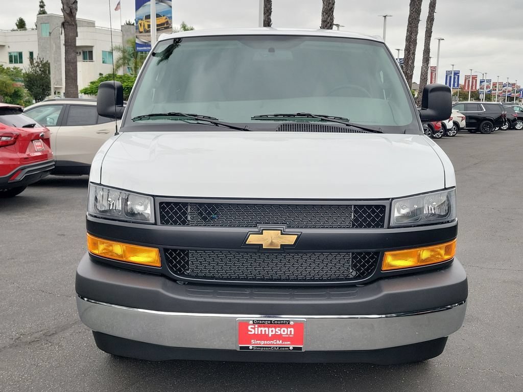 New 2026 Chevrolet Express 2500 w/ Driver Convenience Package RWD image 19