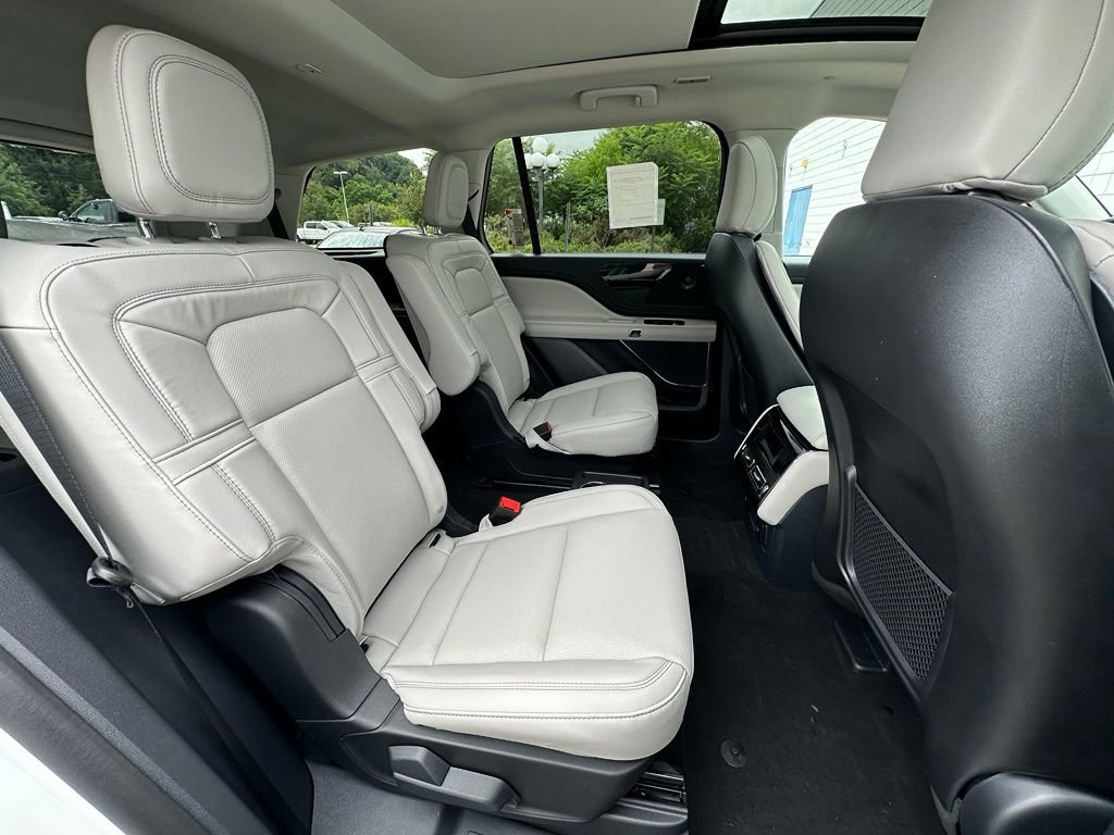 New 2026 Lincoln Aviator Reserve w/ Jet Appearance Package AWD/4WD image 24