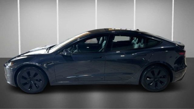 Used 2025 Tesla Model 3 Long Range RWD image 7