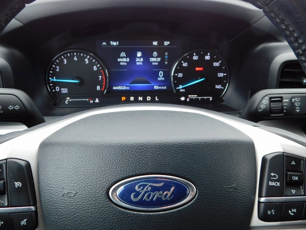 Used 2023 Ford Explorer XLT image 40