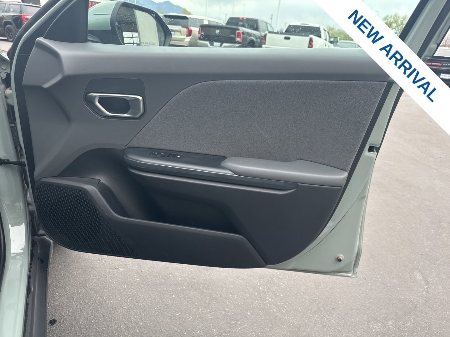 Used 2025 Kia K4 EX image 10