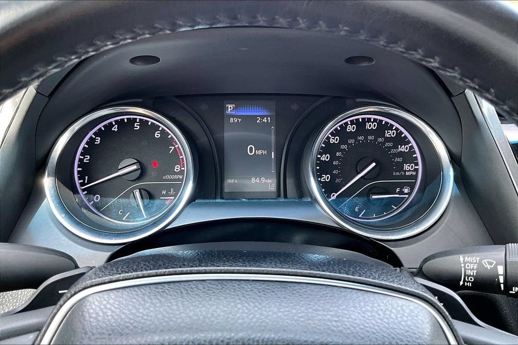 Used 2019 Toyota Camry SE FWD image 19