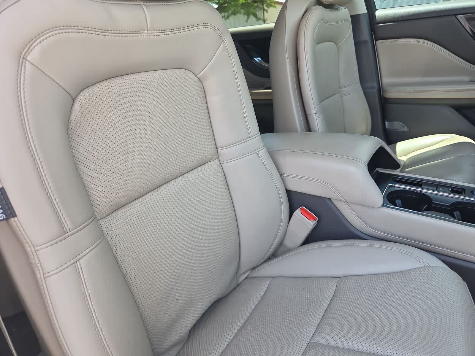 Used 2023 Lincoln Corsair Grand Touring AWD/4WD image 22