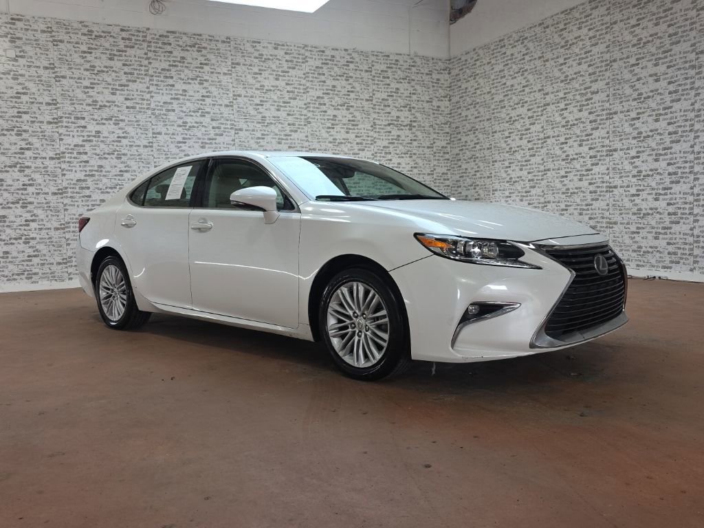 Used 2018 Lexus ES 350 w/ Accessory Package 2