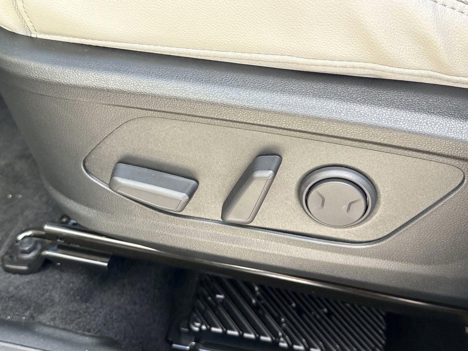 New 2026 Hyundai Tucson Limited image 14
