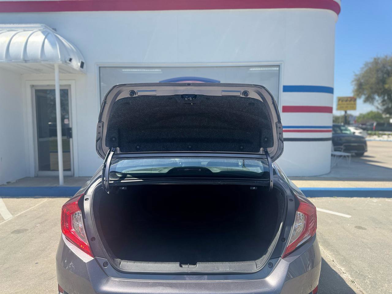 Used 2020 Honda Civic Sport image 54