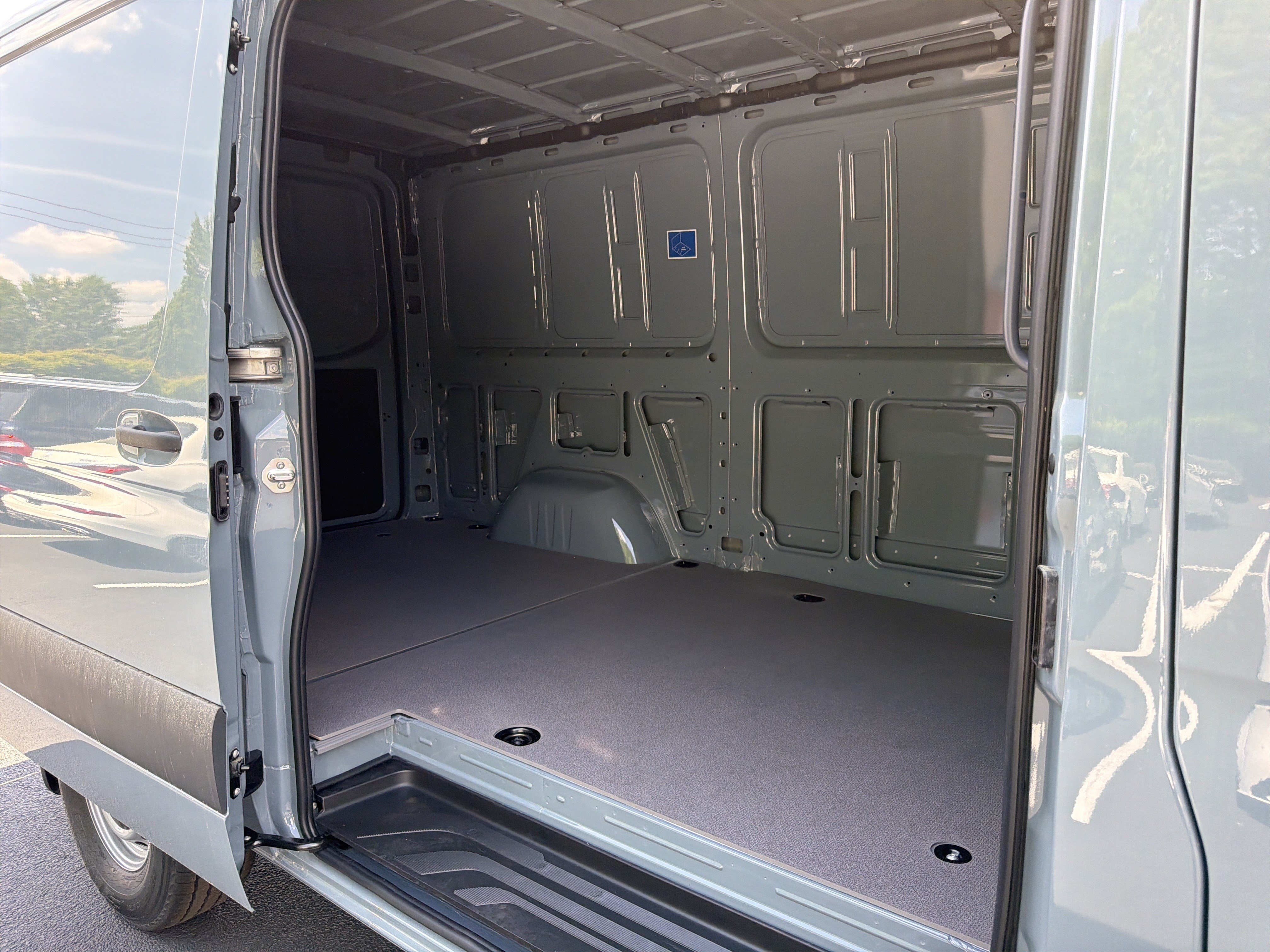 New 2026 Mercedes-Benz Sprinter 2500 image 33