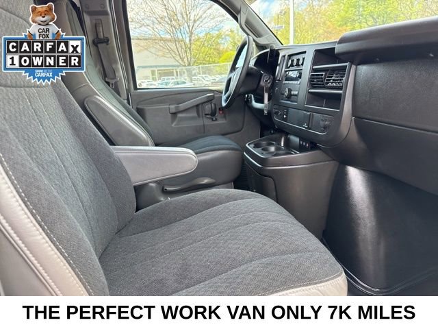 Used 2024 Chevrolet Express 2500 w/ Driver Convenience Package RWD image 25
