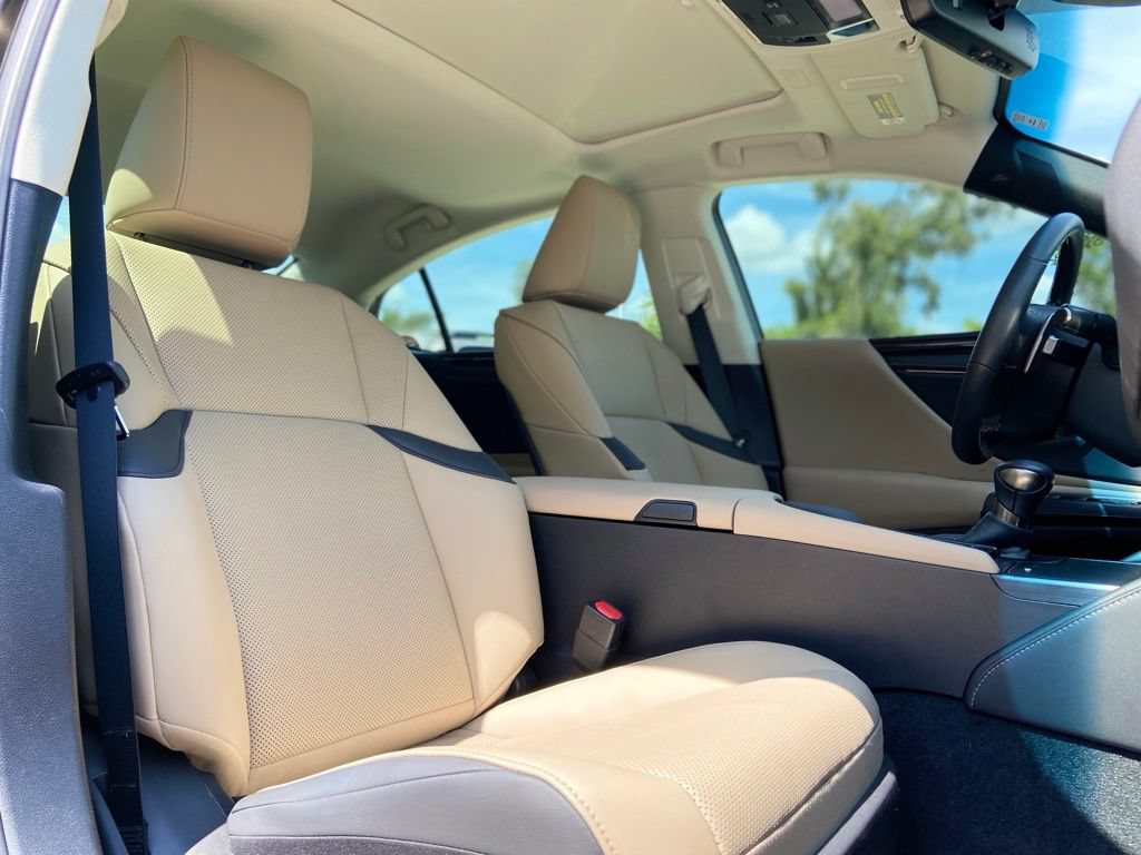 Used 2021 Lexus ES 350 w/ Premium Package FWD image 18