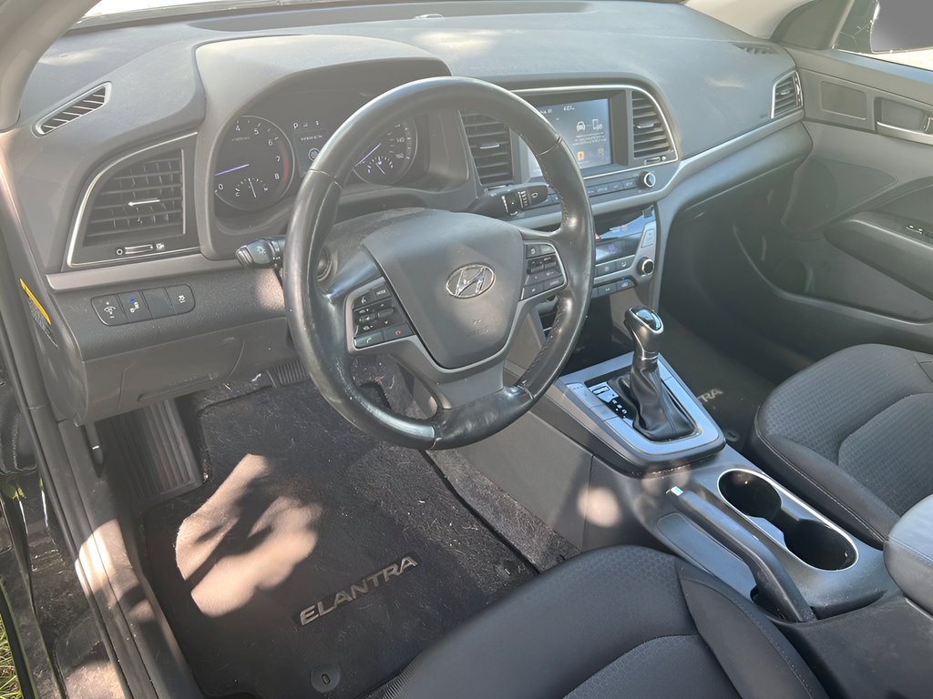 Used 2017 Hyundai Elantra Value Edition FWD image 20