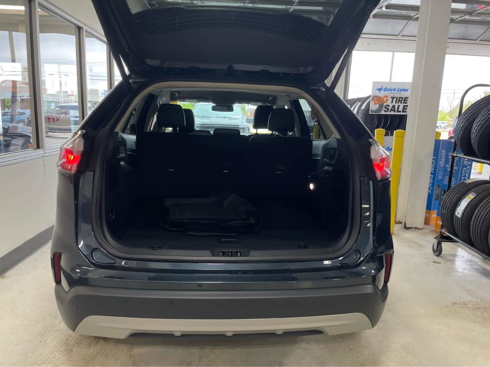 Used 2024 Ford Edge SEL w/ Convenience Package AWD/4WD image 36
